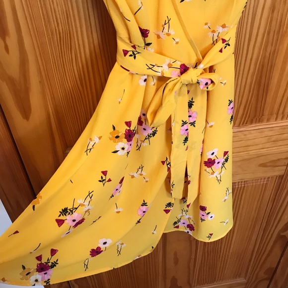 H&M Floral Print Dress - Picture 2 of 4